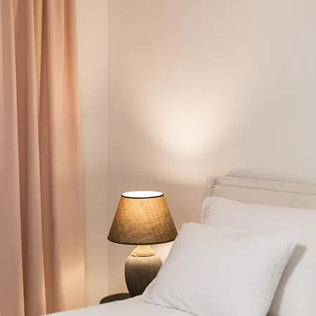 Piano - Apartment