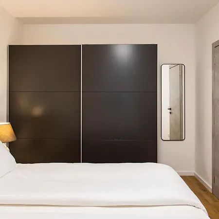 Apartment Piano - Kastela