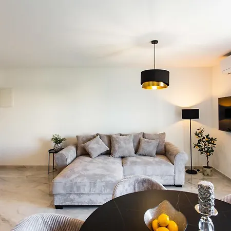Apartamento Piano - *